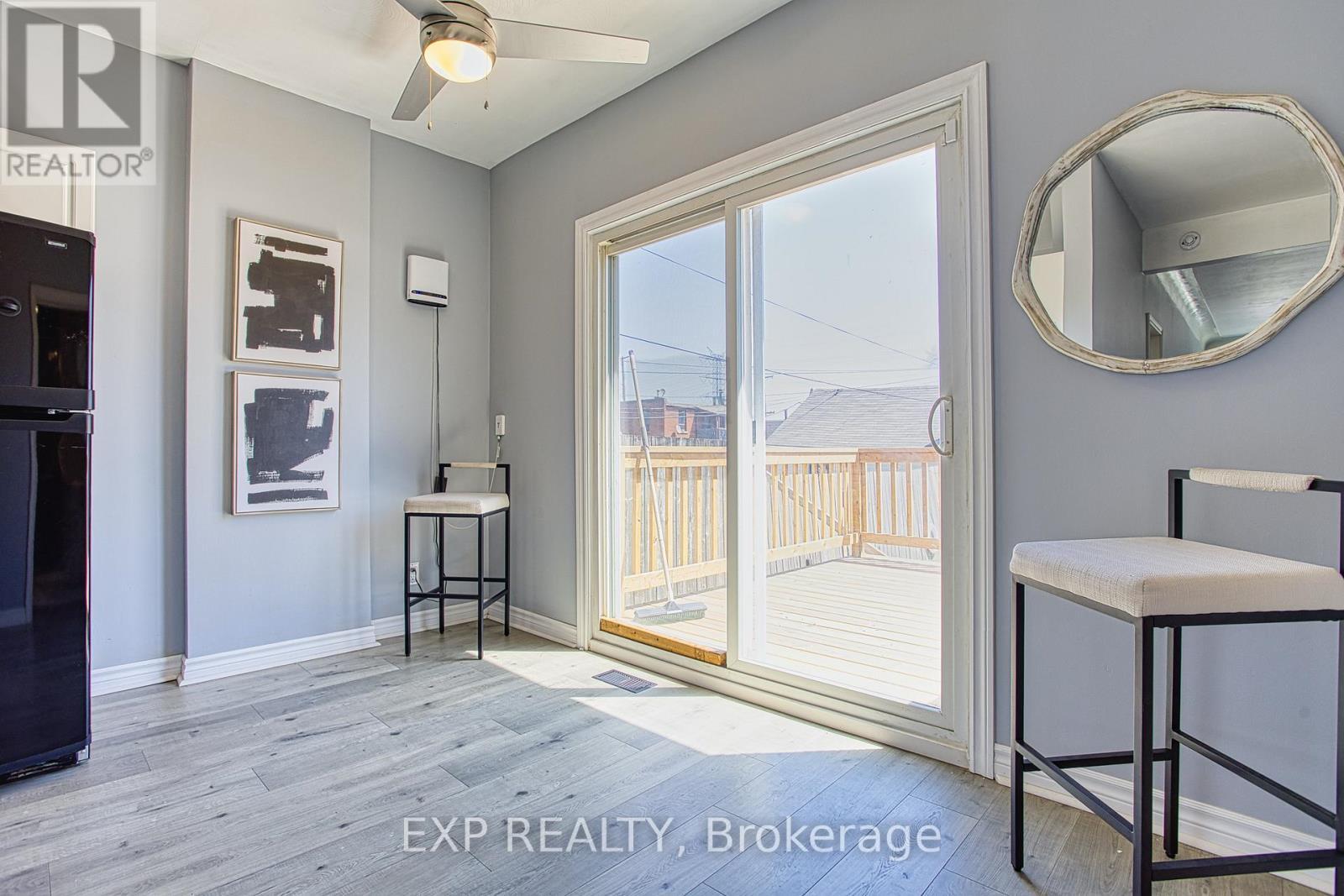 292 Fairfield Avenue, Hamilton, ON - Indoor Photo Showing Other Room
