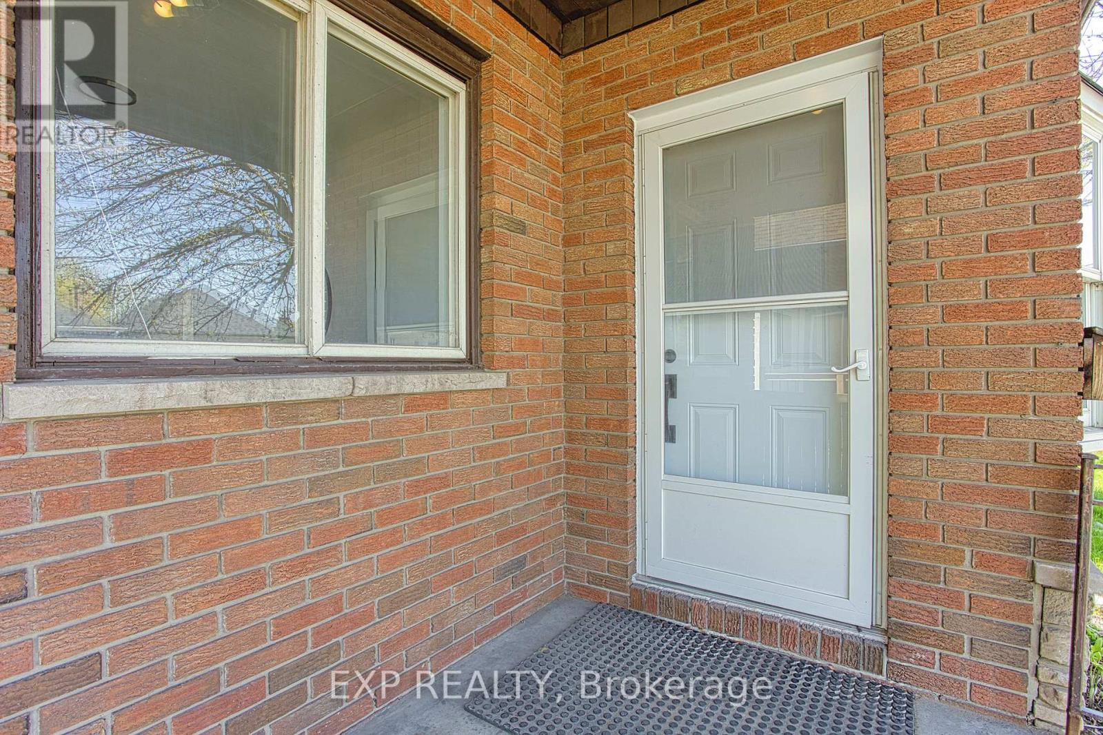 292 Fairfield Avenue, Hamilton, ON - Outdoor With Exterior