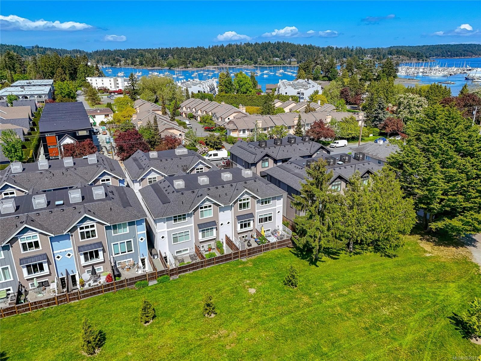 5-10480 Resthaven Dr, Sidney, BC