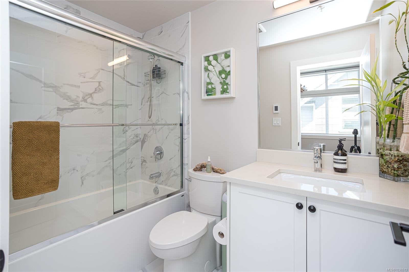5-10480 Resthaven Dr, Sidney, BC