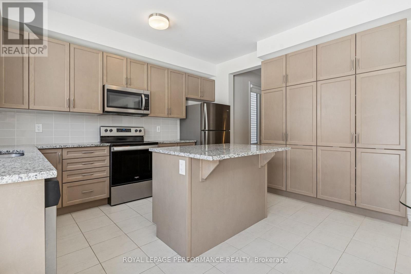 845 Snap Hook Crescent, Ottawa, ON - Indoor Photo Showing Kitchen With Stainless Steel Kitchen