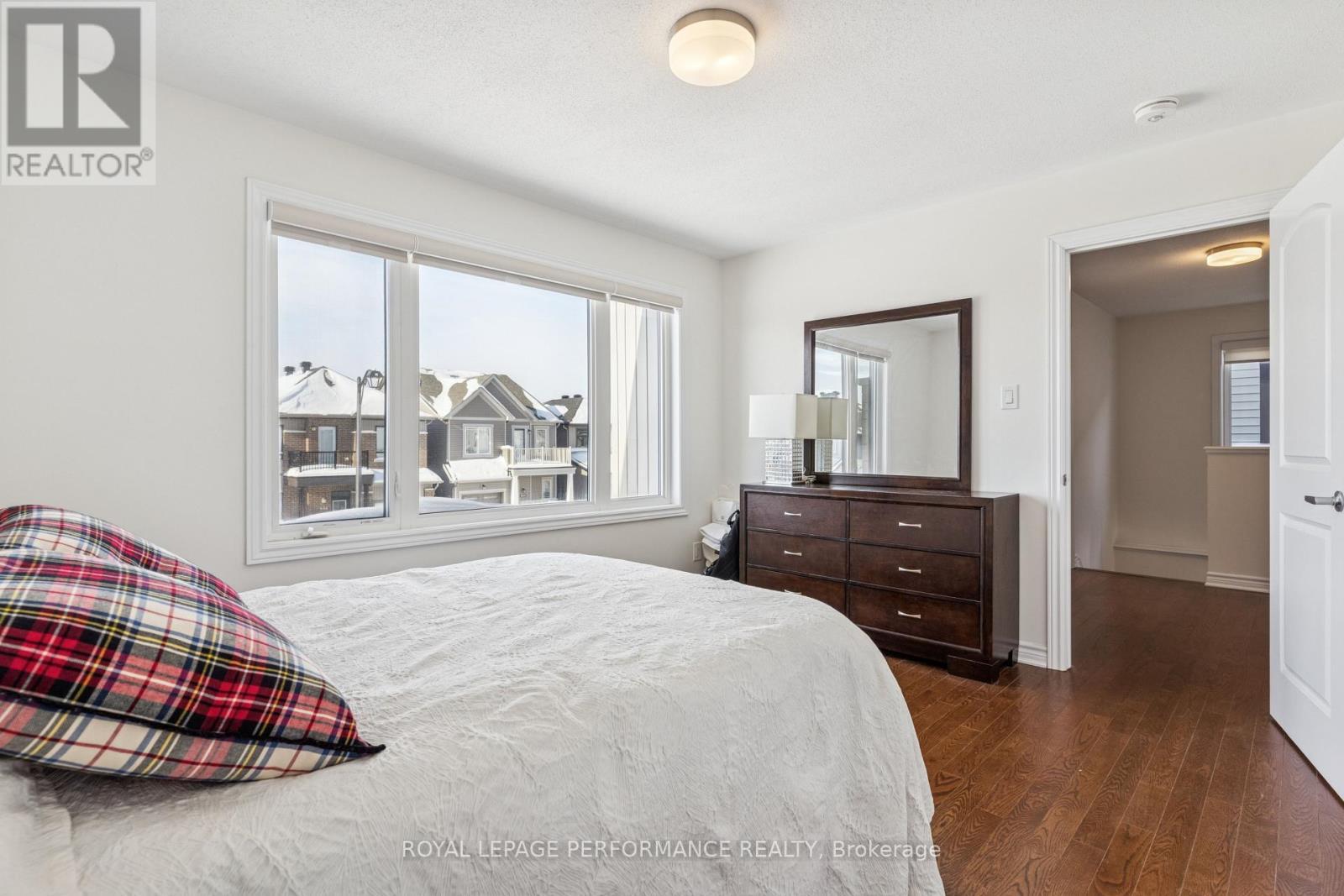 845 Snap Hook Crescent, Ottawa, ON - Indoor Photo Showing Bedroom