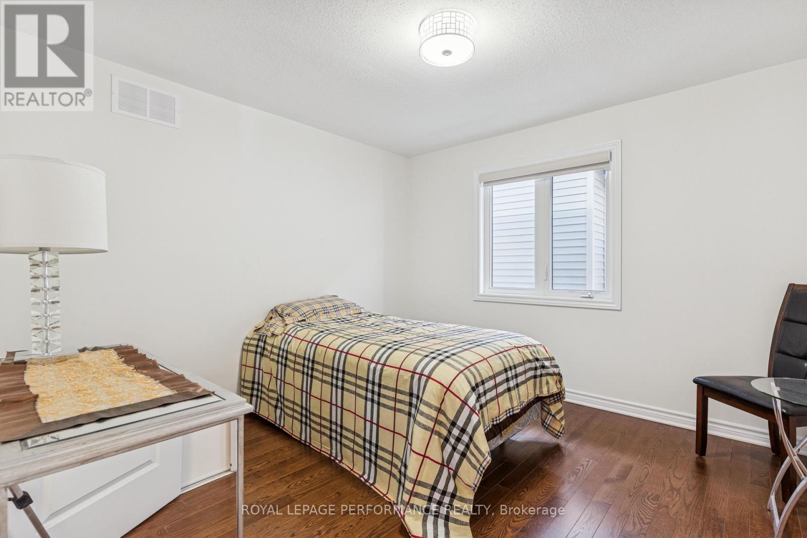 845 Snap Hook Crescent, Ottawa, ON - Indoor Photo Showing Bedroom