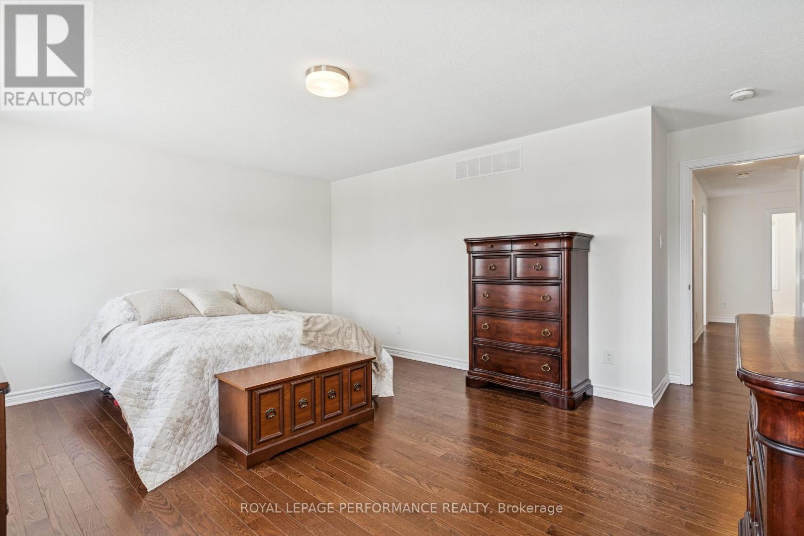 845 Snap Hook Crescent, Ottawa, ON - Indoor Photo Showing Bedroom