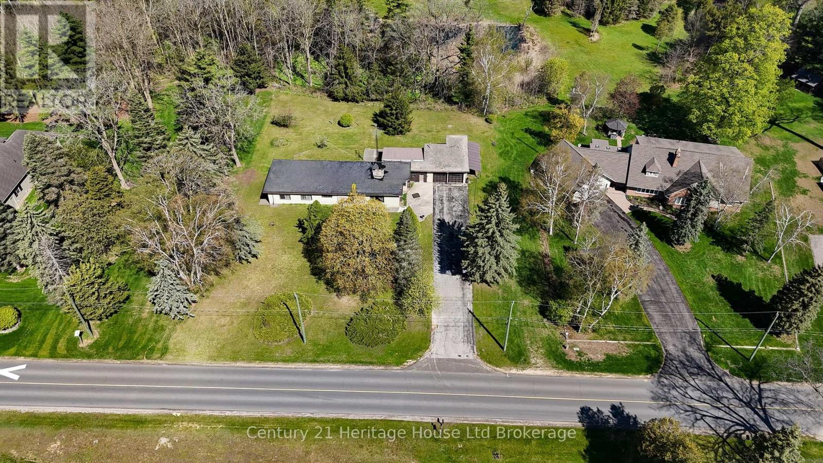 88 Potters Road, Tillsonburg, ON - Outdoor With View