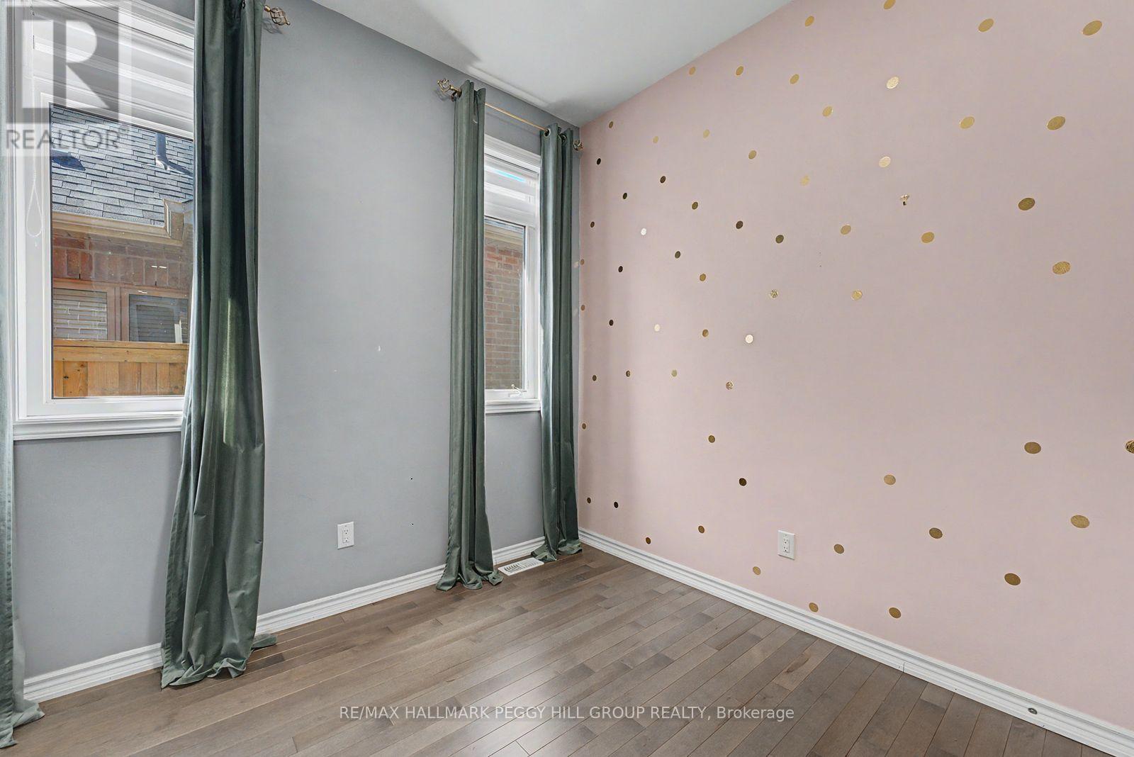 96 Redmond Crescent, Springwater, ON - Indoor Photo Showing Other Room