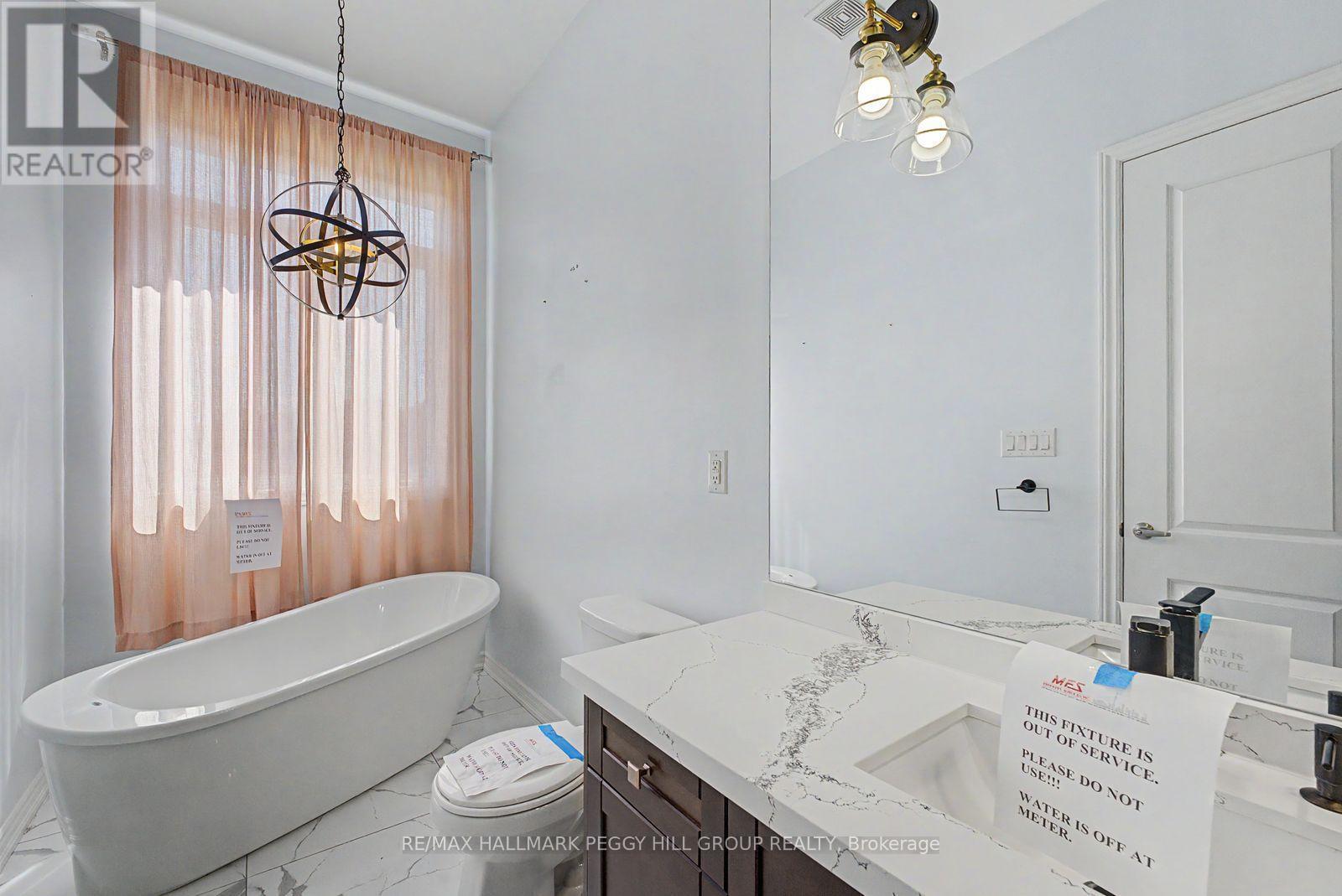 96 Redmond Crescent, Springwater, ON - Indoor Photo Showing Bathroom