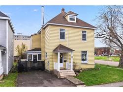 144 Dufferin ST Moncton, NB E1C 1Z3