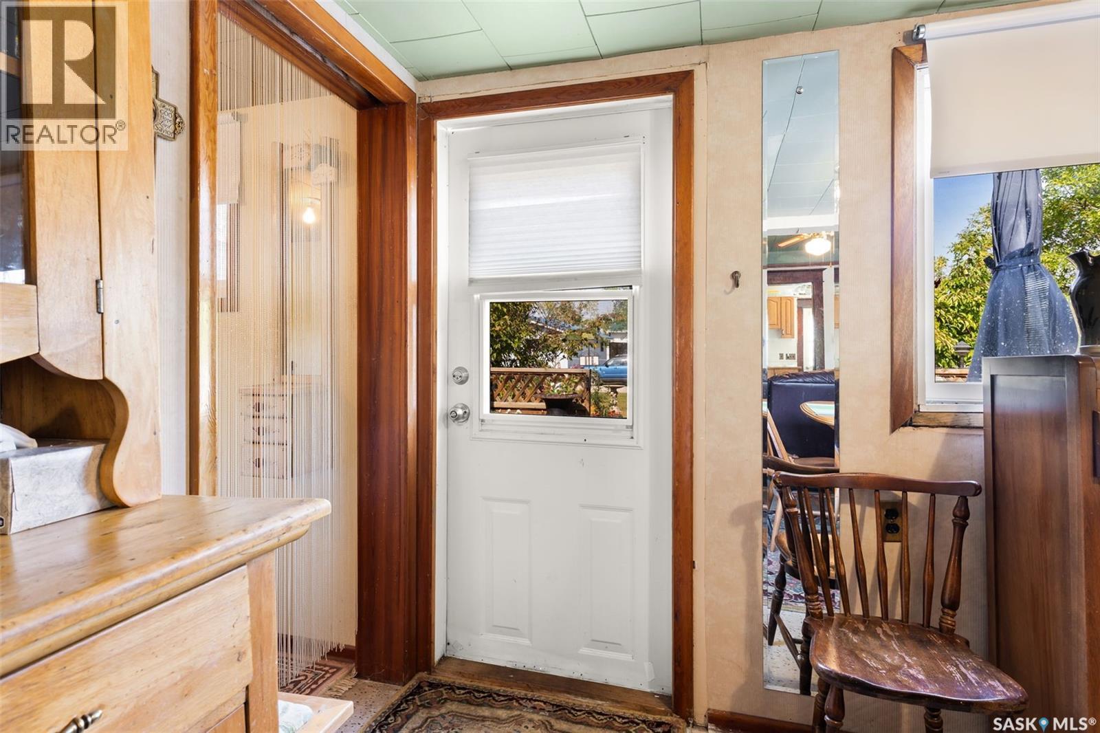 105 6Th Street, Etters Beach, SK - Indoor Photo Showing Other Room