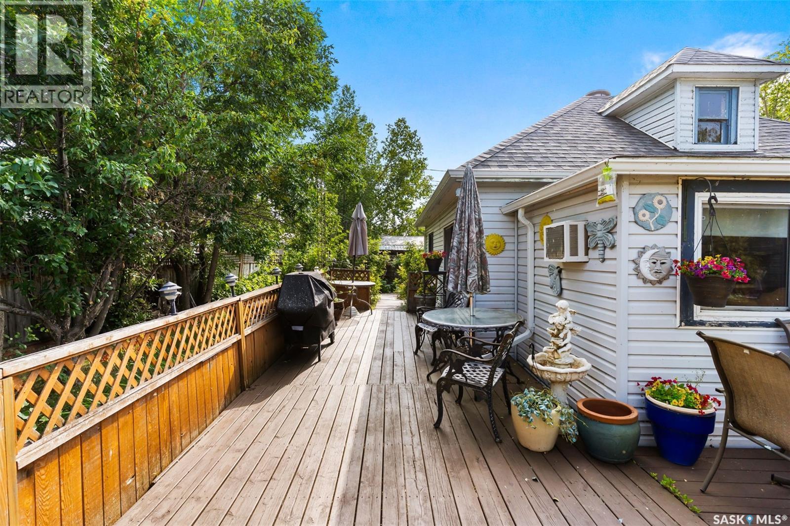 105 6Th Street, Etters Beach, SK - Outdoor With Deck Patio Veranda With Exterior