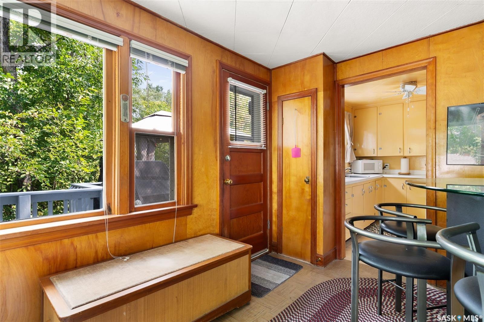 223 2Nd Street E, Regina Beach, SK - Indoor Photo Showing Other Room