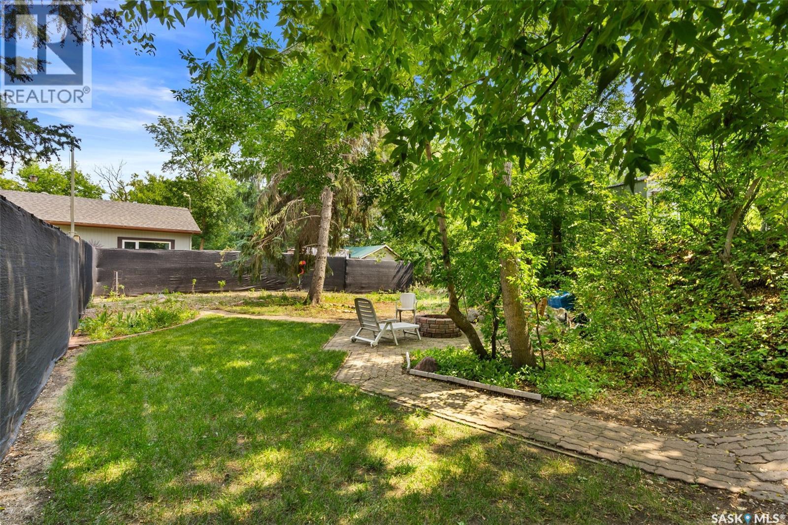 223 2Nd Street E, Regina Beach, SK - Outdoor
