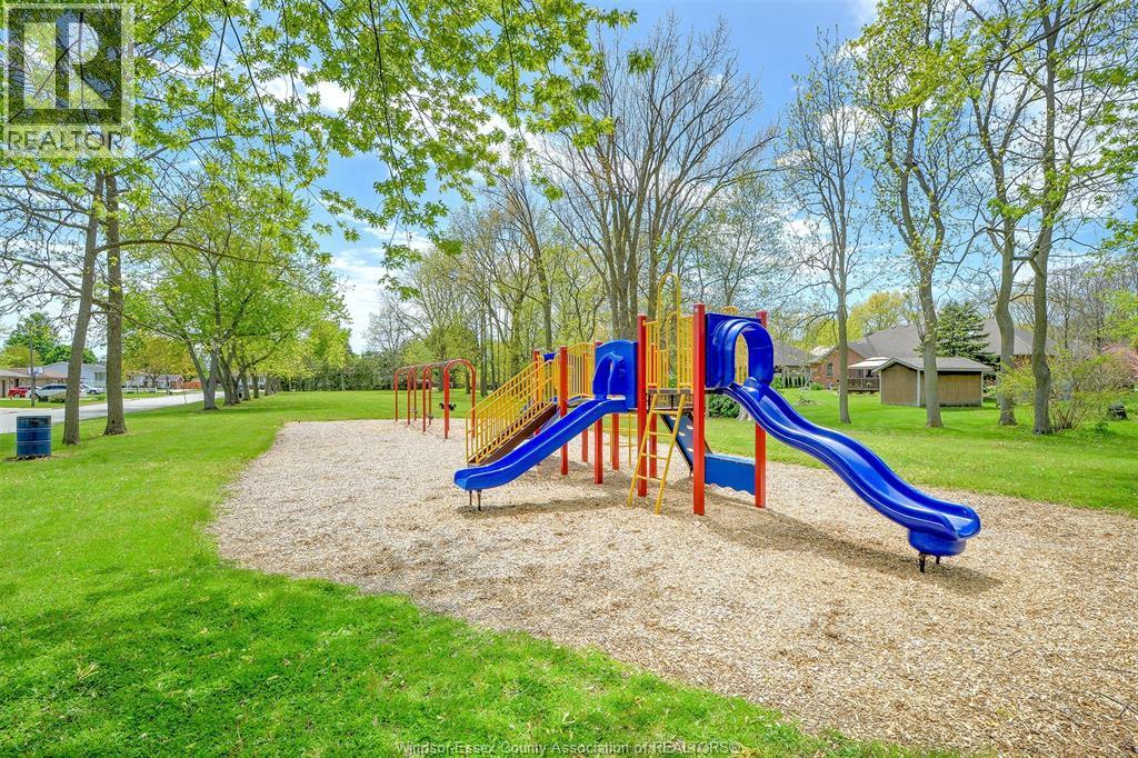 204 Pearson Drive, Harrow, ON - Outdoor
