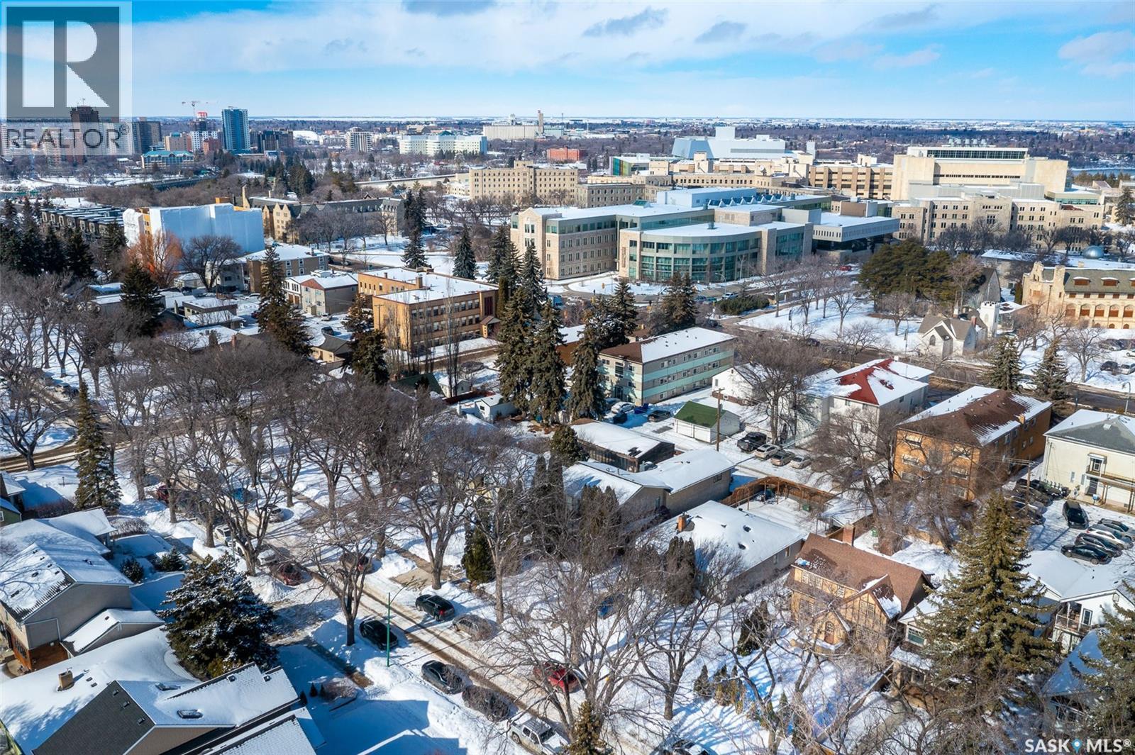 1325 Elliott Street, Saskatoon, SK - Outdoor With View