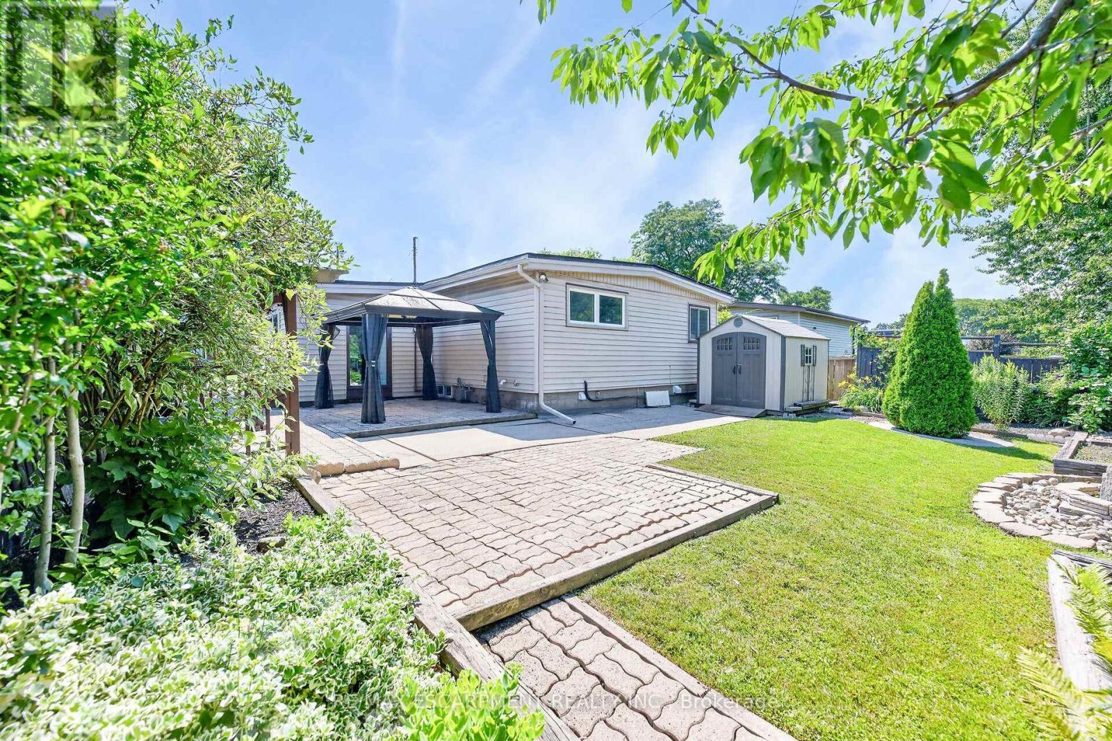 96 Fielding Crescent, Hamilton, ON - Outdoor