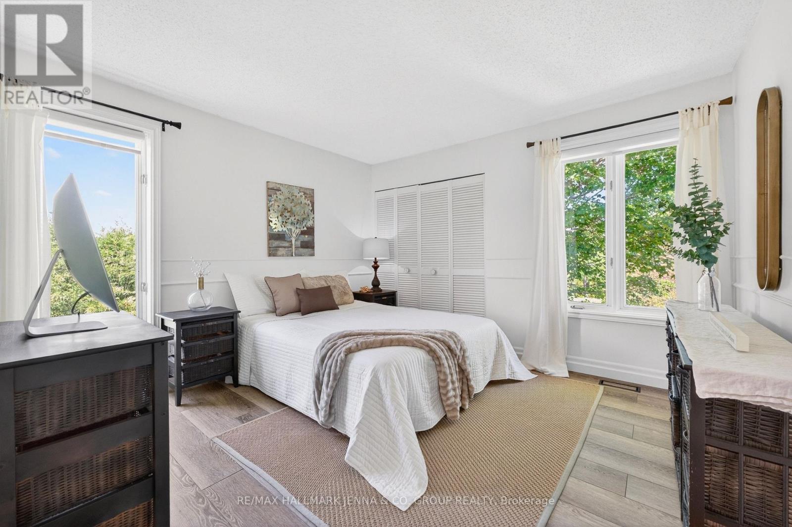 1214 Upton Road, Ottawa, ON - Indoor Photo Showing Bedroom