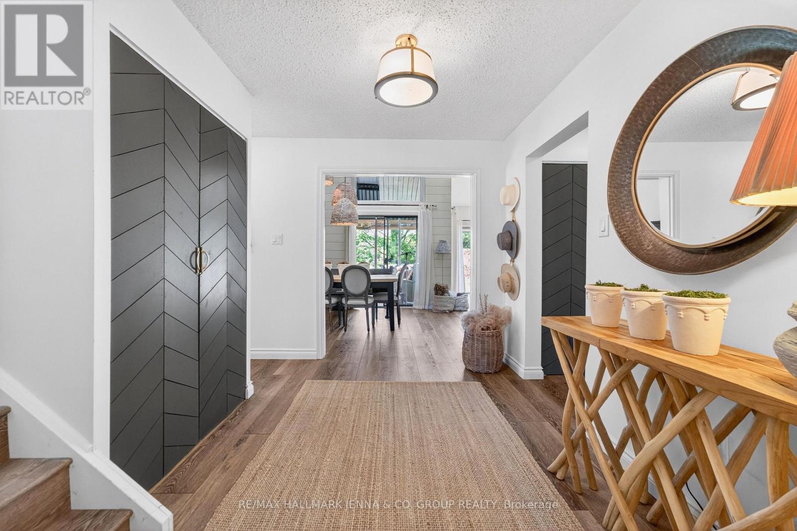 1214 Upton Road, Ottawa, ON - Indoor Photo Showing Other Room