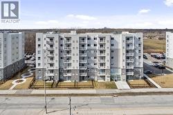 1611 BANWELL Unit# 416 Windsor, ON N8P 1M9