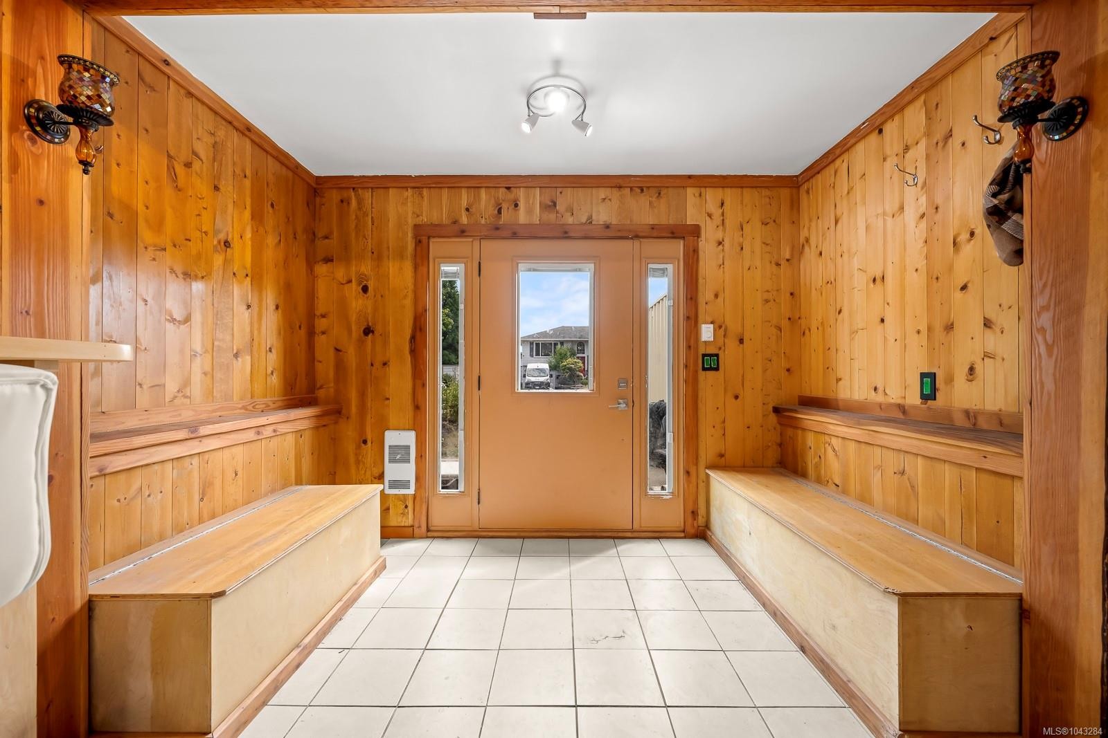 2110 Murrelet Dr, Comox, BC