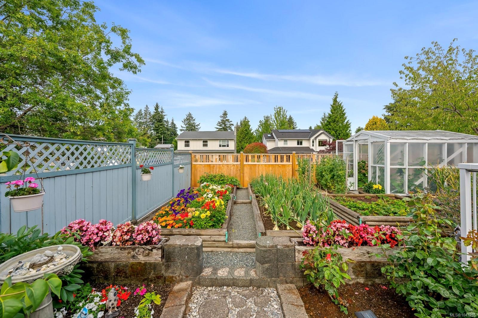 1413 Canso Ave, Comox, BC