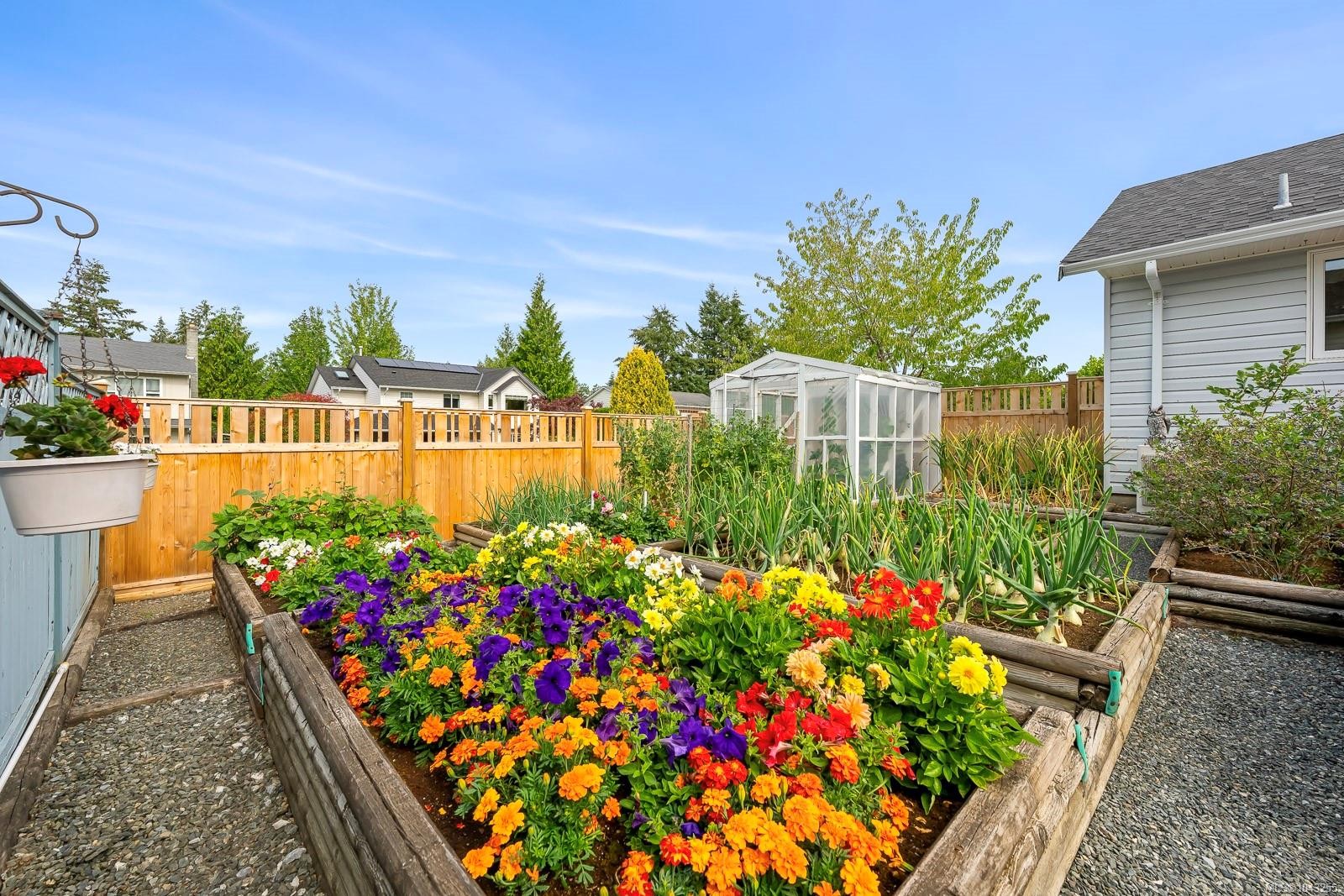 1413 Canso Ave, Comox, BC