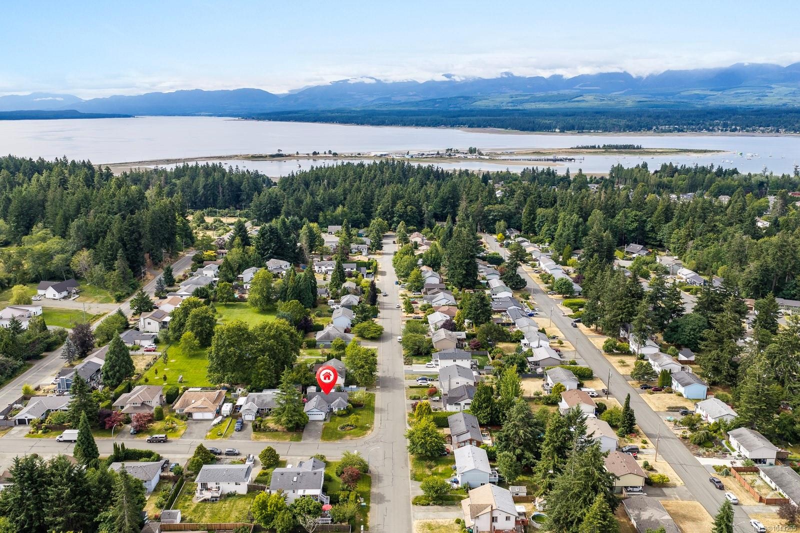 1413 Canso Ave, Comox, BC