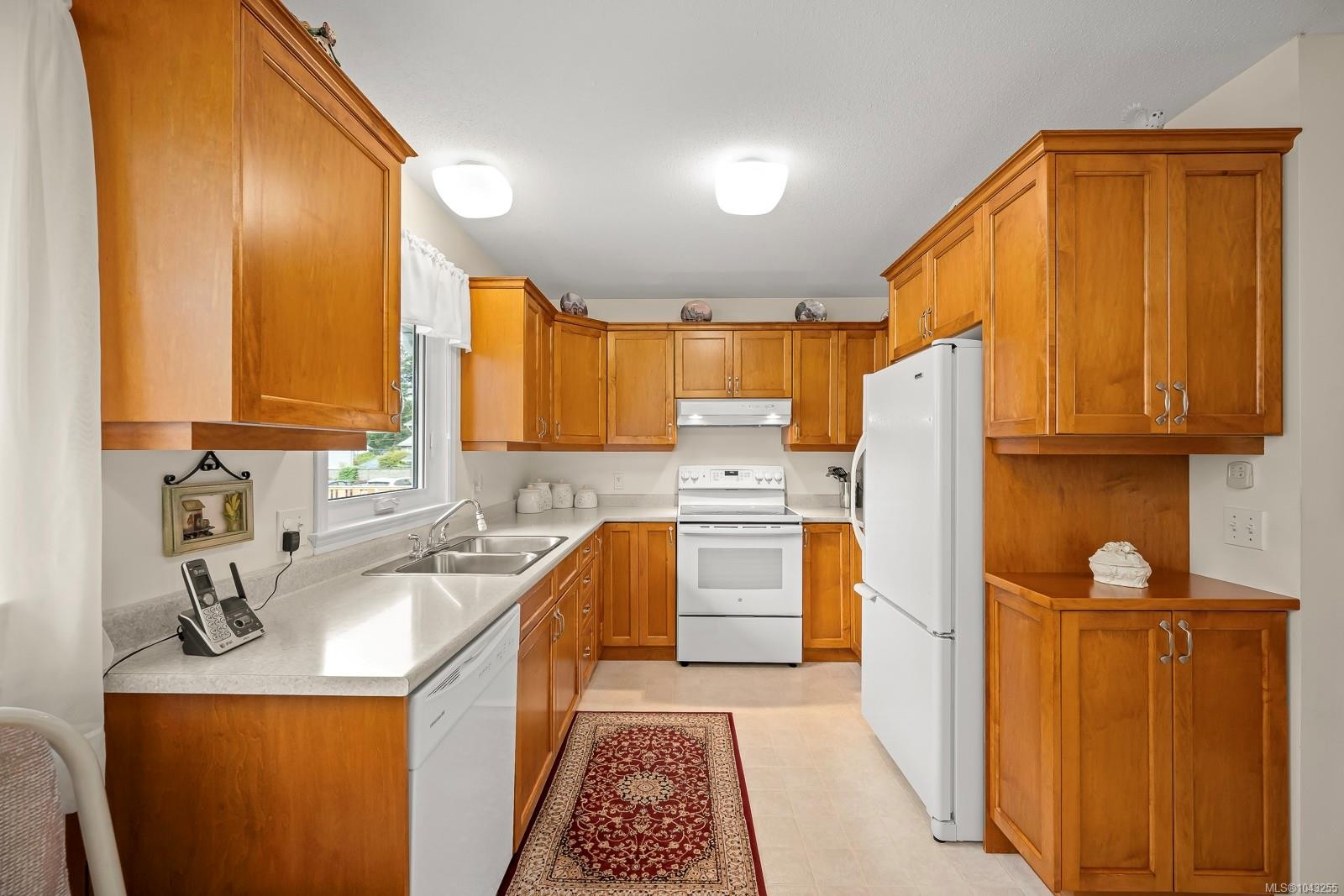 1413 Canso Ave, Comox, BC