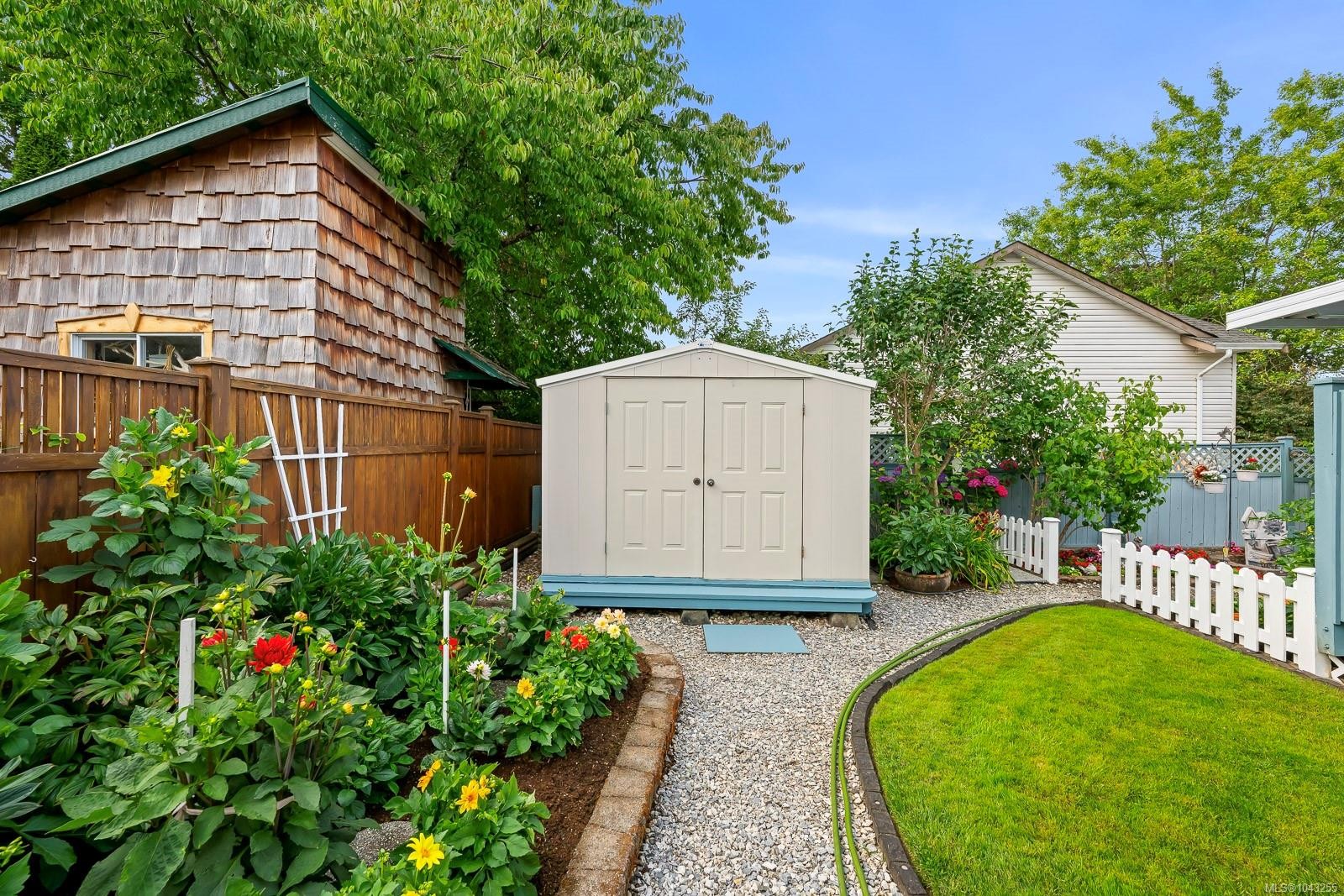 1413 Canso Ave, Comox, BC