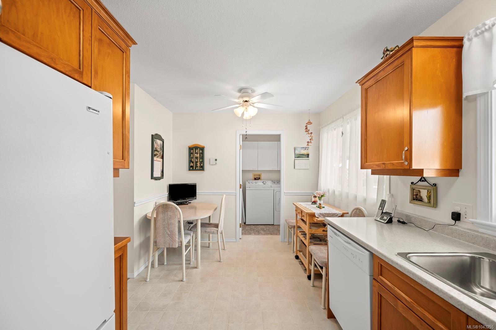 1413 Canso Ave, Comox, BC