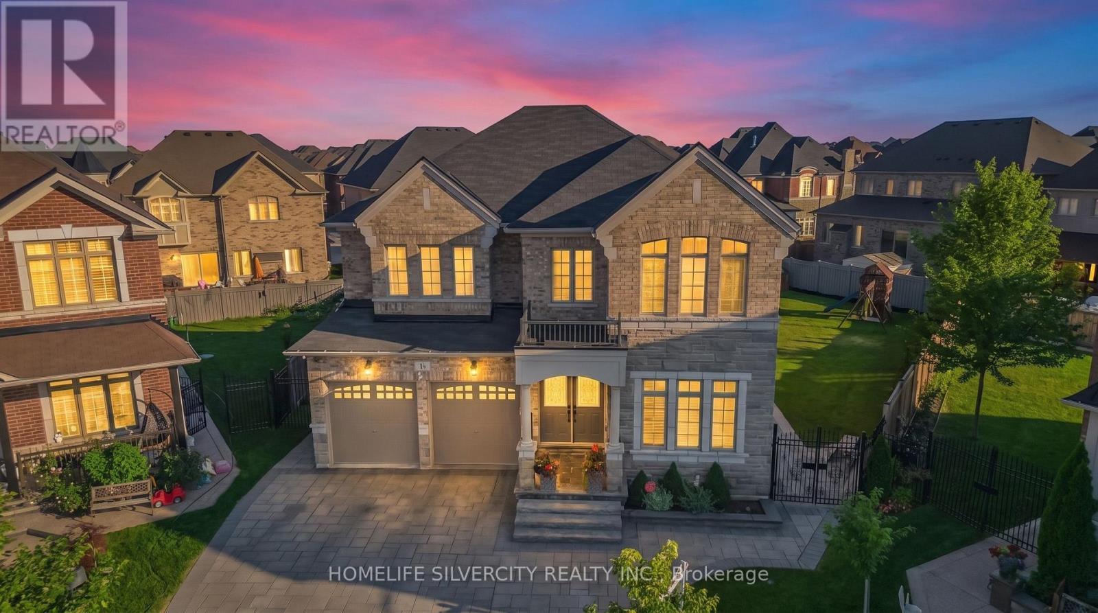 14 Observatory Crescent, Brampton, ON - Outdoor With Facade