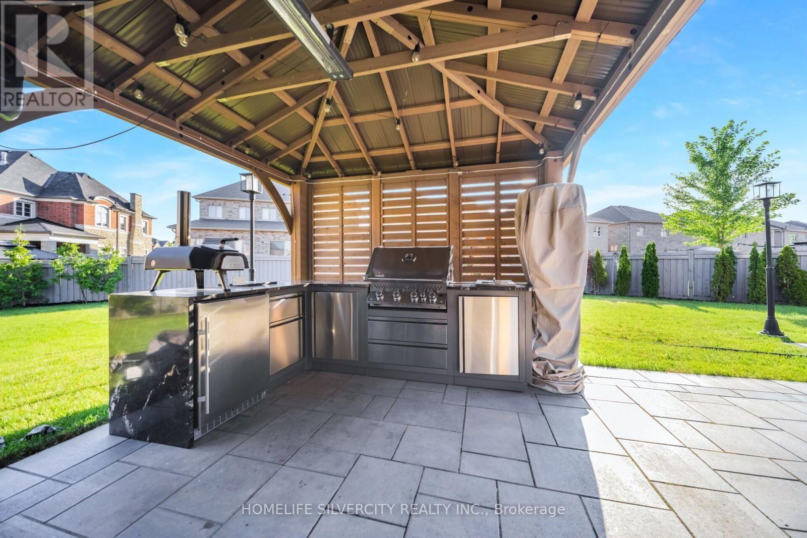 14 Observatory Crescent, Brampton, ON - Outdoor With Deck Patio Veranda