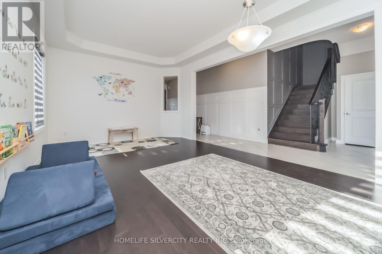 14 Observatory Crescent, Brampton, ON - Indoor