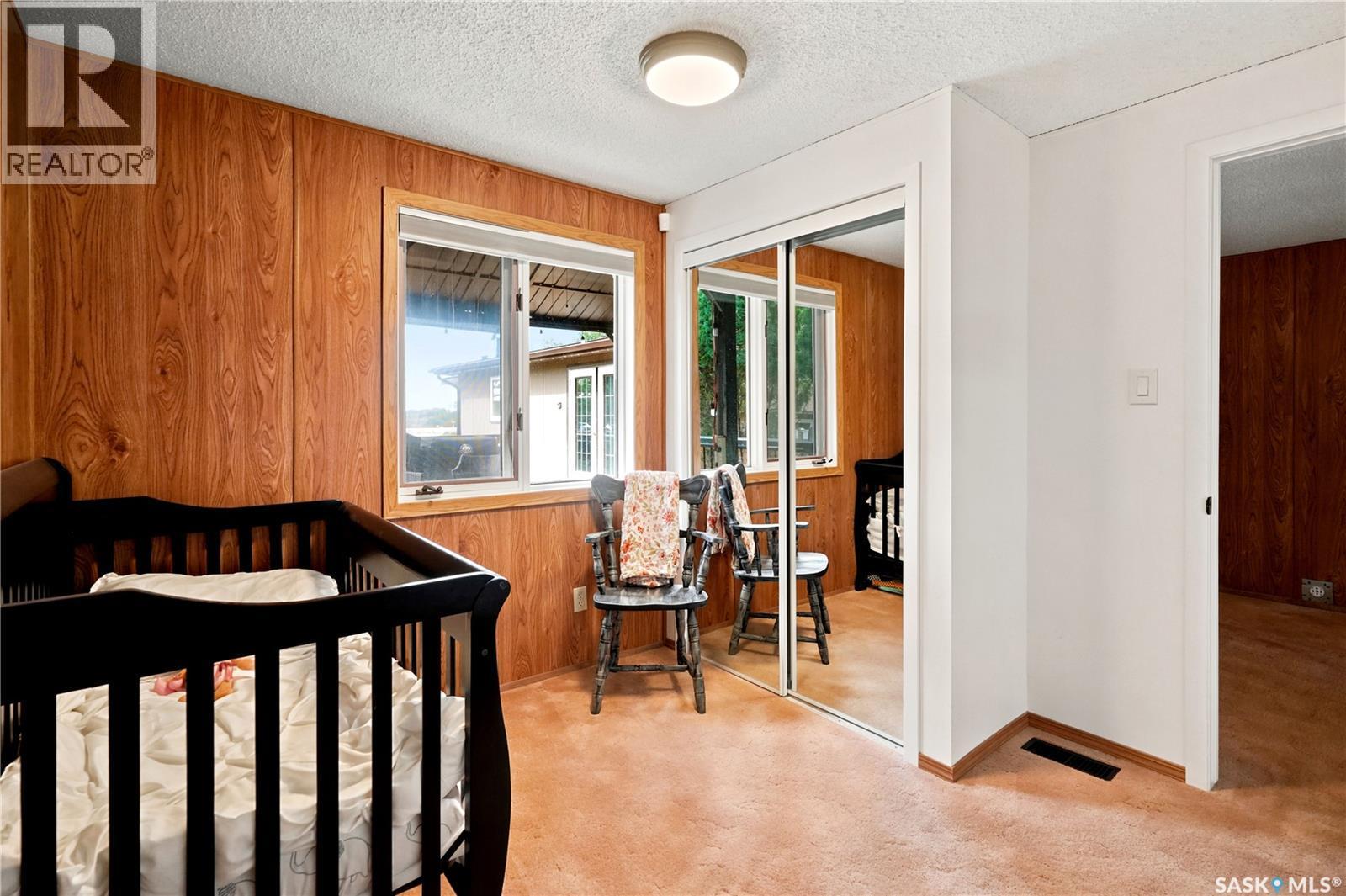 236 Osborne Avenue, Regina Beach, SK - Indoor Photo Showing Bedroom