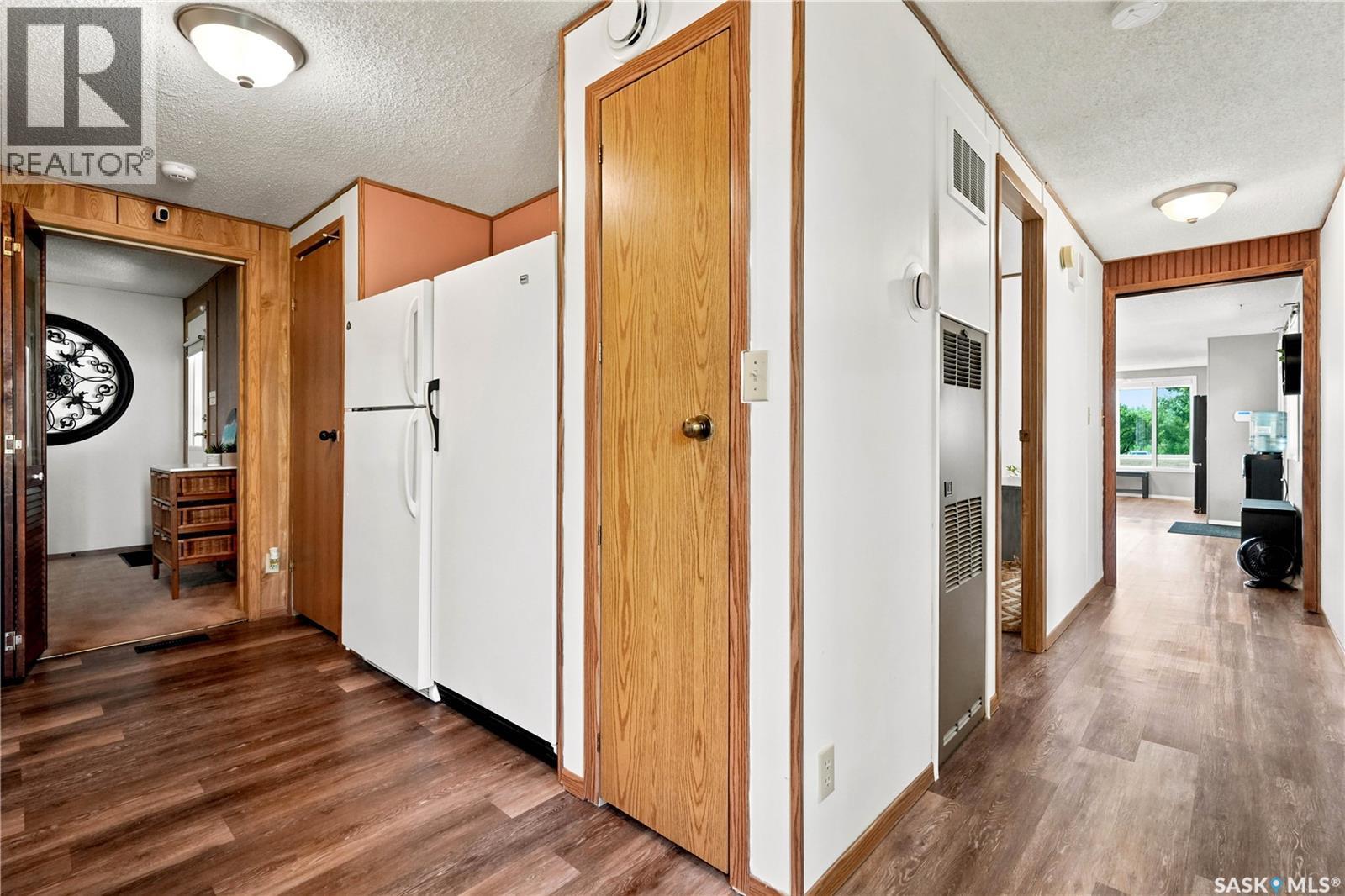 236 Osborne Avenue, Regina Beach, SK - Indoor Photo Showing Other Room