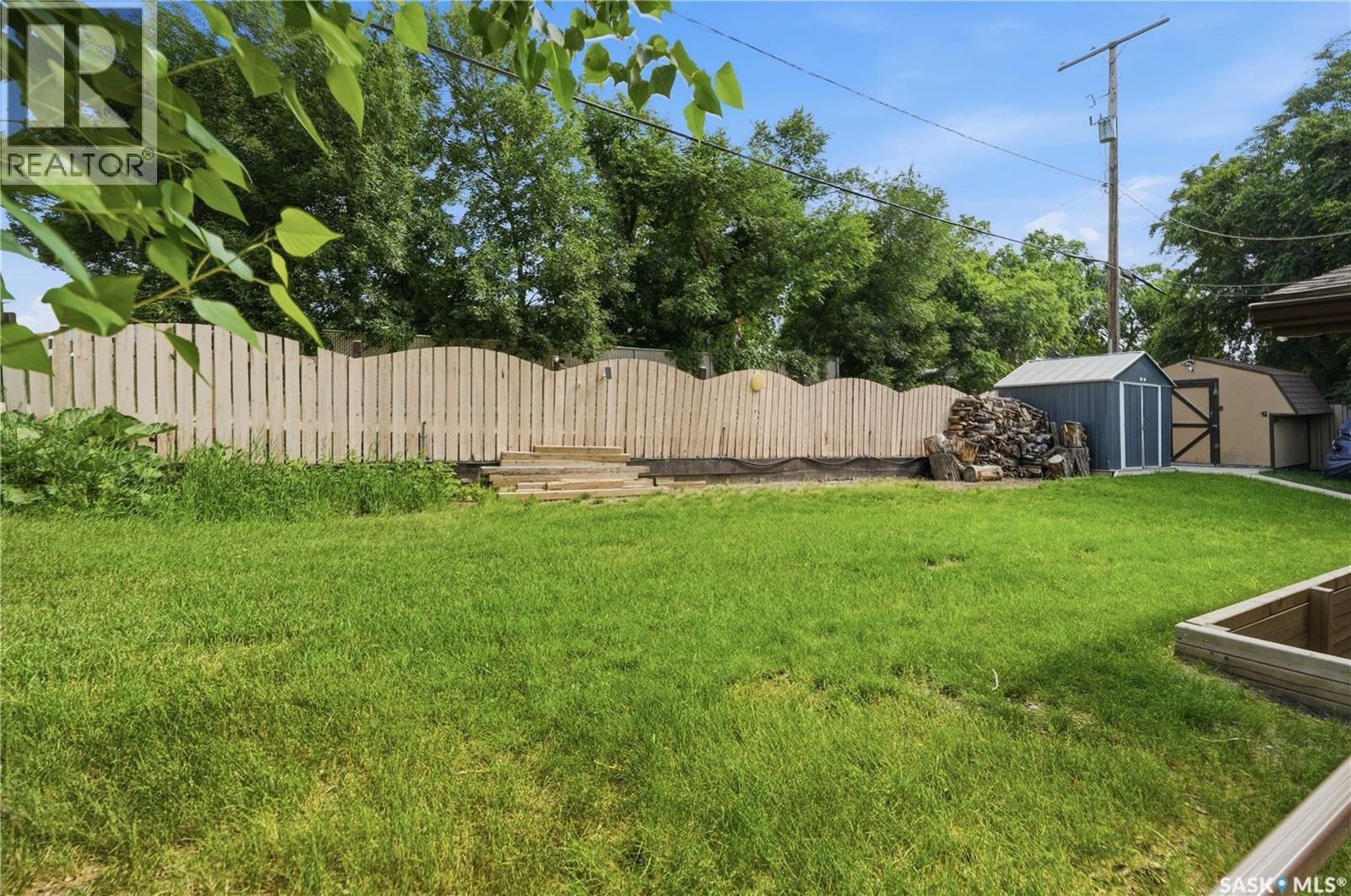 236 Osborne Avenue, Regina Beach, SK - Outdoor
