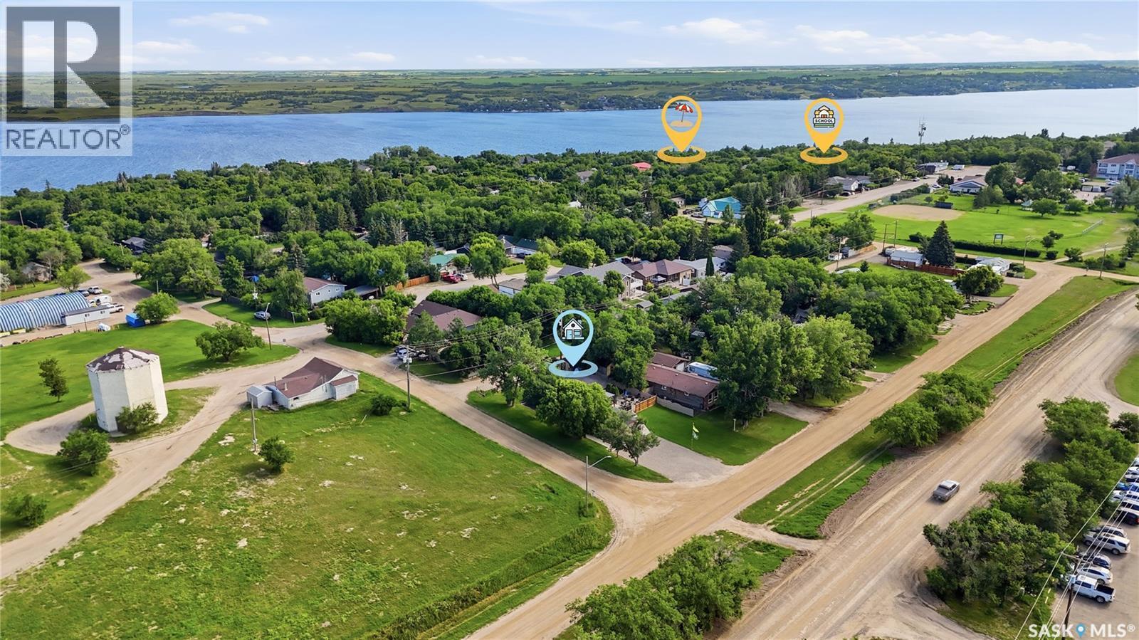 236 Osborne Avenue, Regina Beach, SK - Outdoor With Body Of Water With View