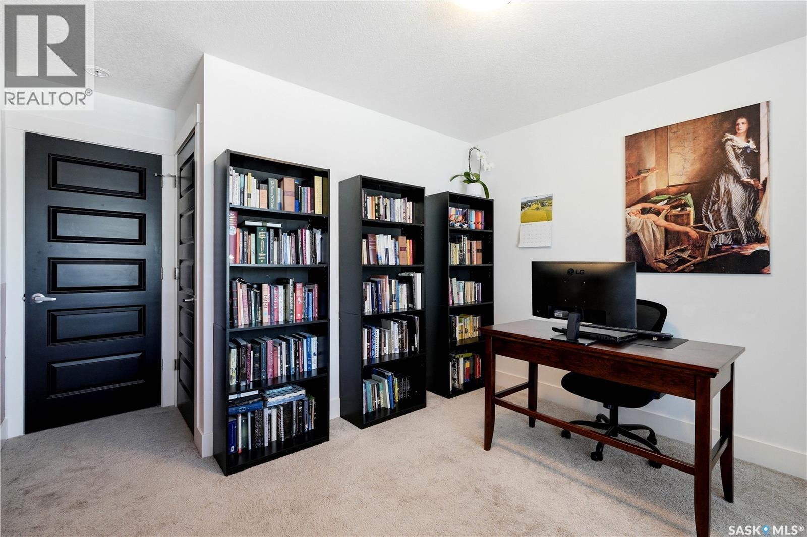 158 3220 11Th Street W, Saskatoon, SK - Indoor Photo Showing Office