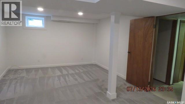 335 Wedge Road, Saskatoon, SK - Indoor