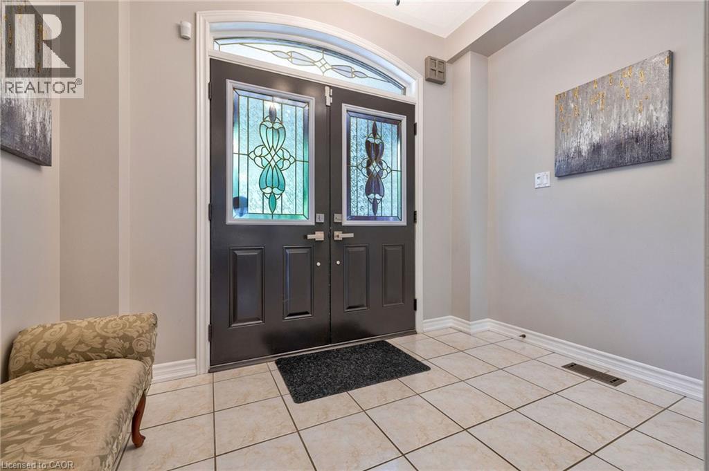 241 Duff Crescent, Milton, ON - Indoor Photo Showing Other Room