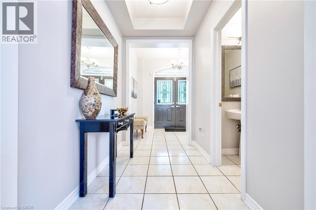 241 Duff Crescent, Milton, ON - Indoor Photo Showing Other Room