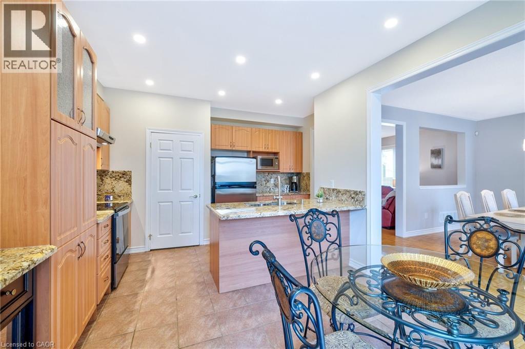 241 Duff Crescent, Milton, ON - Indoor
