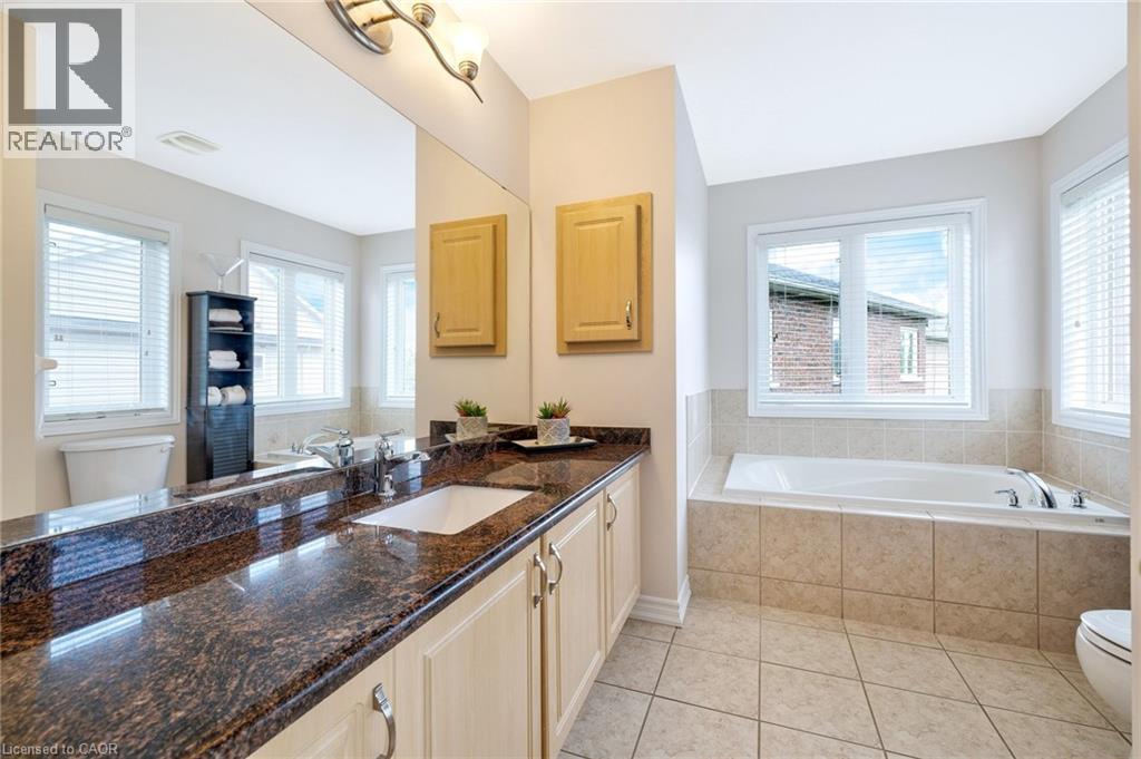 241 Duff Crescent, Milton, ON - Indoor Photo Showing Bathroom