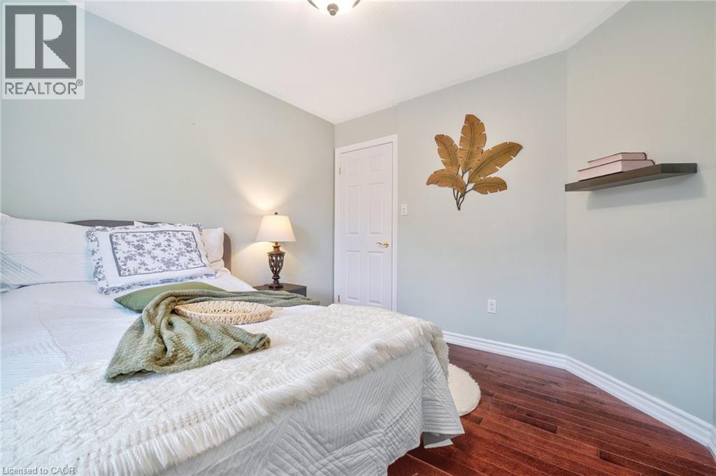 241 Duff Crescent, Milton, ON - Indoor Photo Showing Bedroom