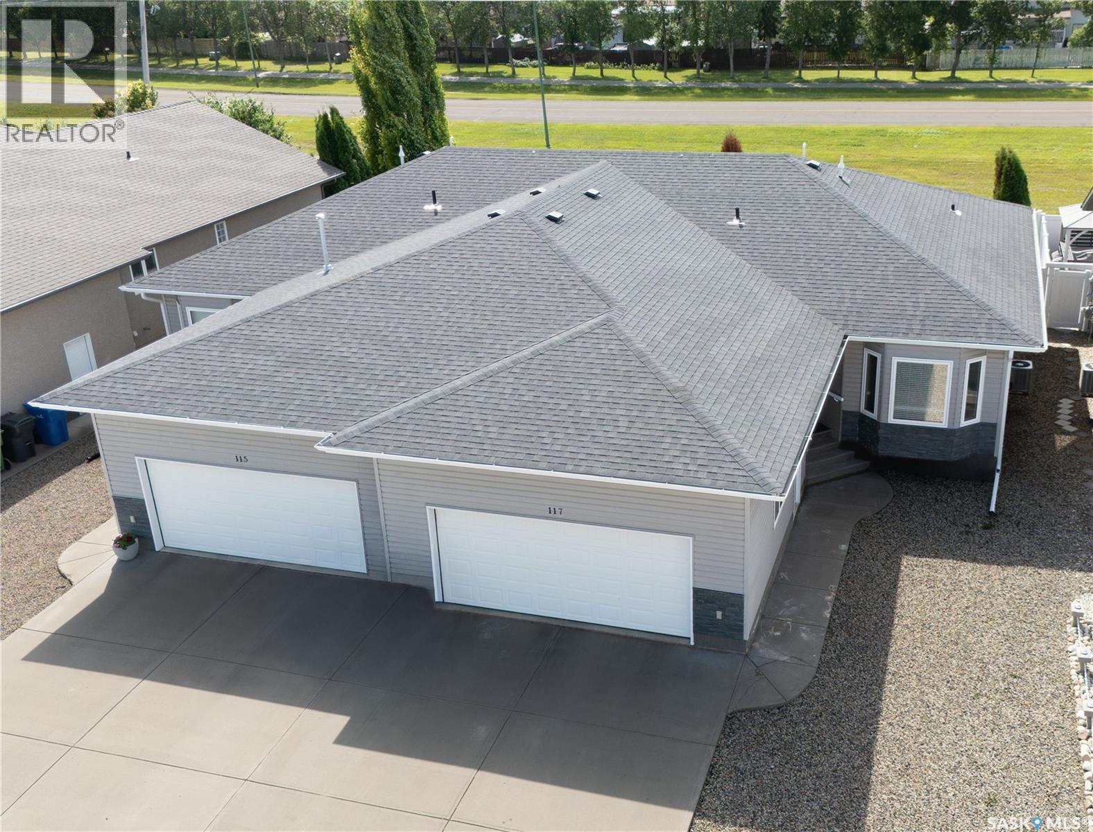 117 Good Spirit Crescent, Yorkton, SK - Outdoor