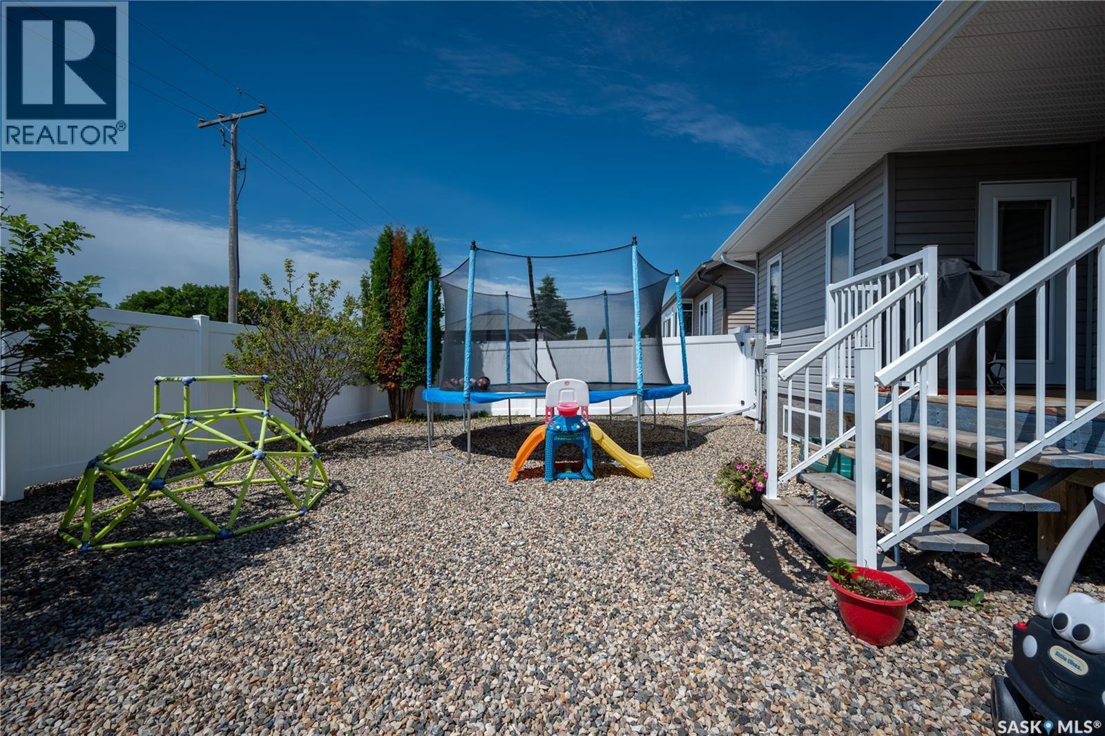 117 Good Spirit Crescent, Yorkton, SK - Outdoor