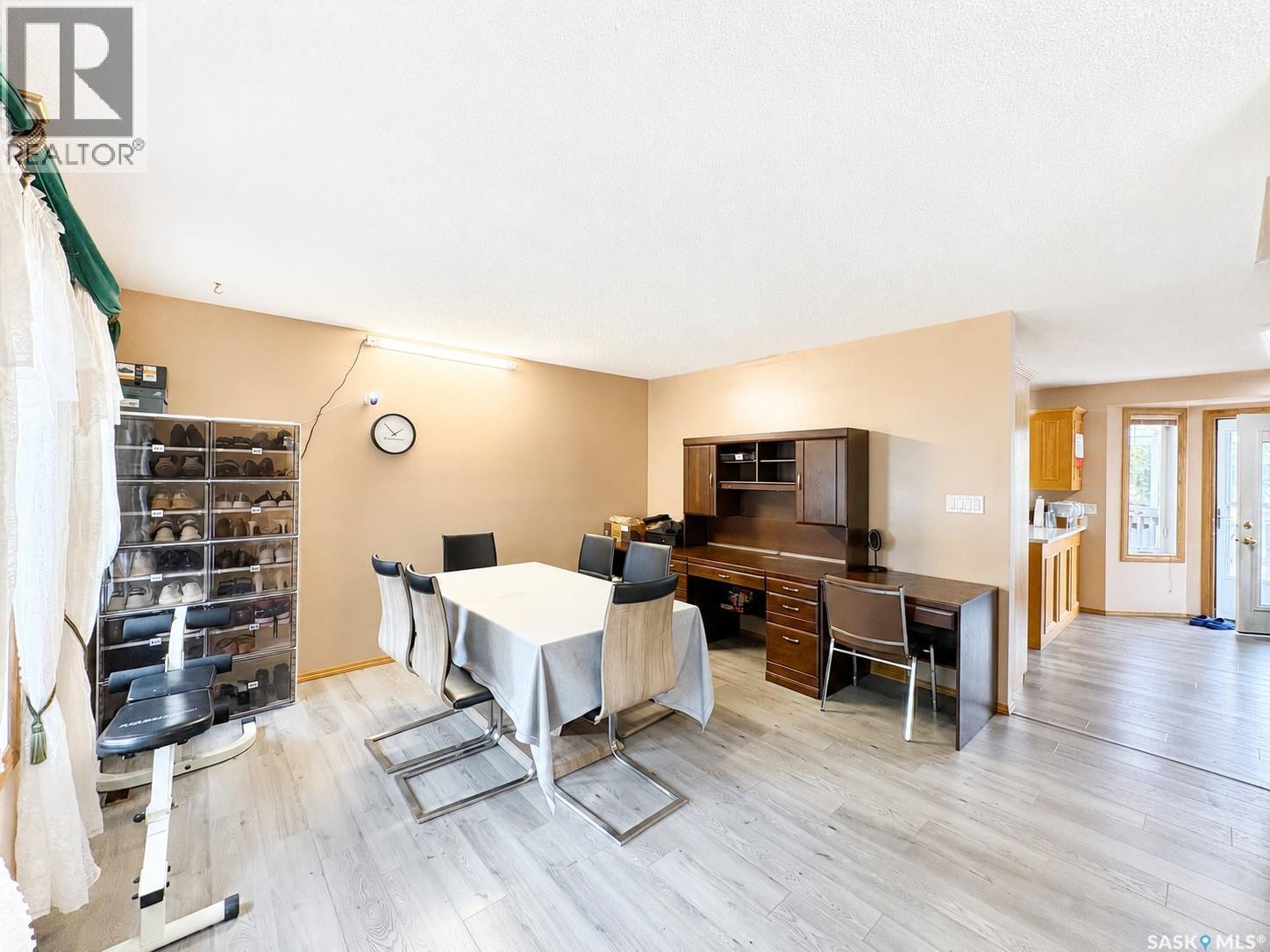 5503 Ballantine Court, Regina, SK - Indoor