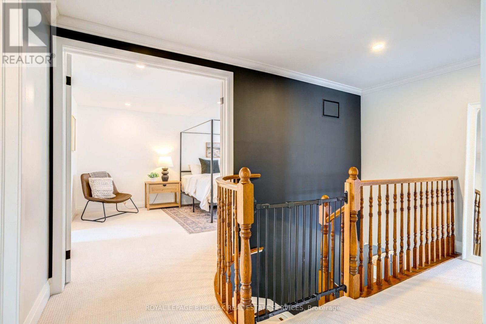 34 Amblecote Place, Hamilton, ON - Indoor Photo Showing Other Room