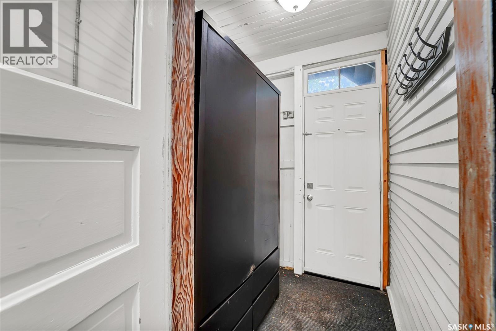 736 7Th Avenue N, Saskatoon, SK - Indoor Photo Showing Other Room