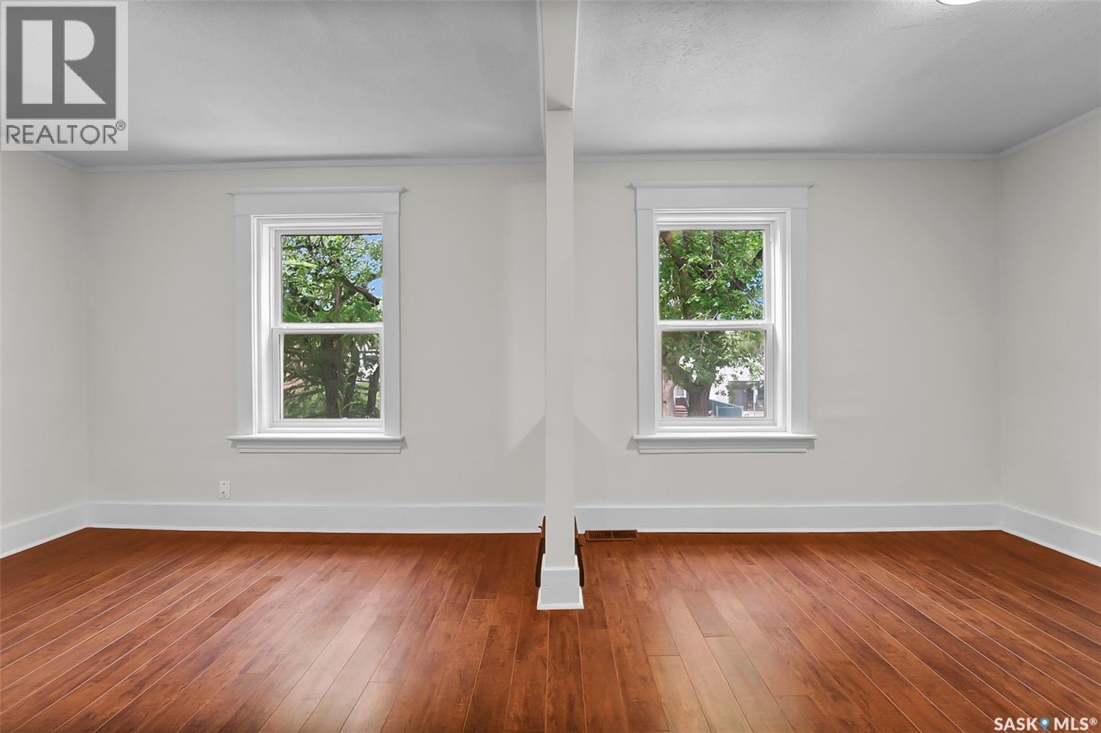 736 7Th Avenue N, Saskatoon, SK - Indoor Photo Showing Other Room