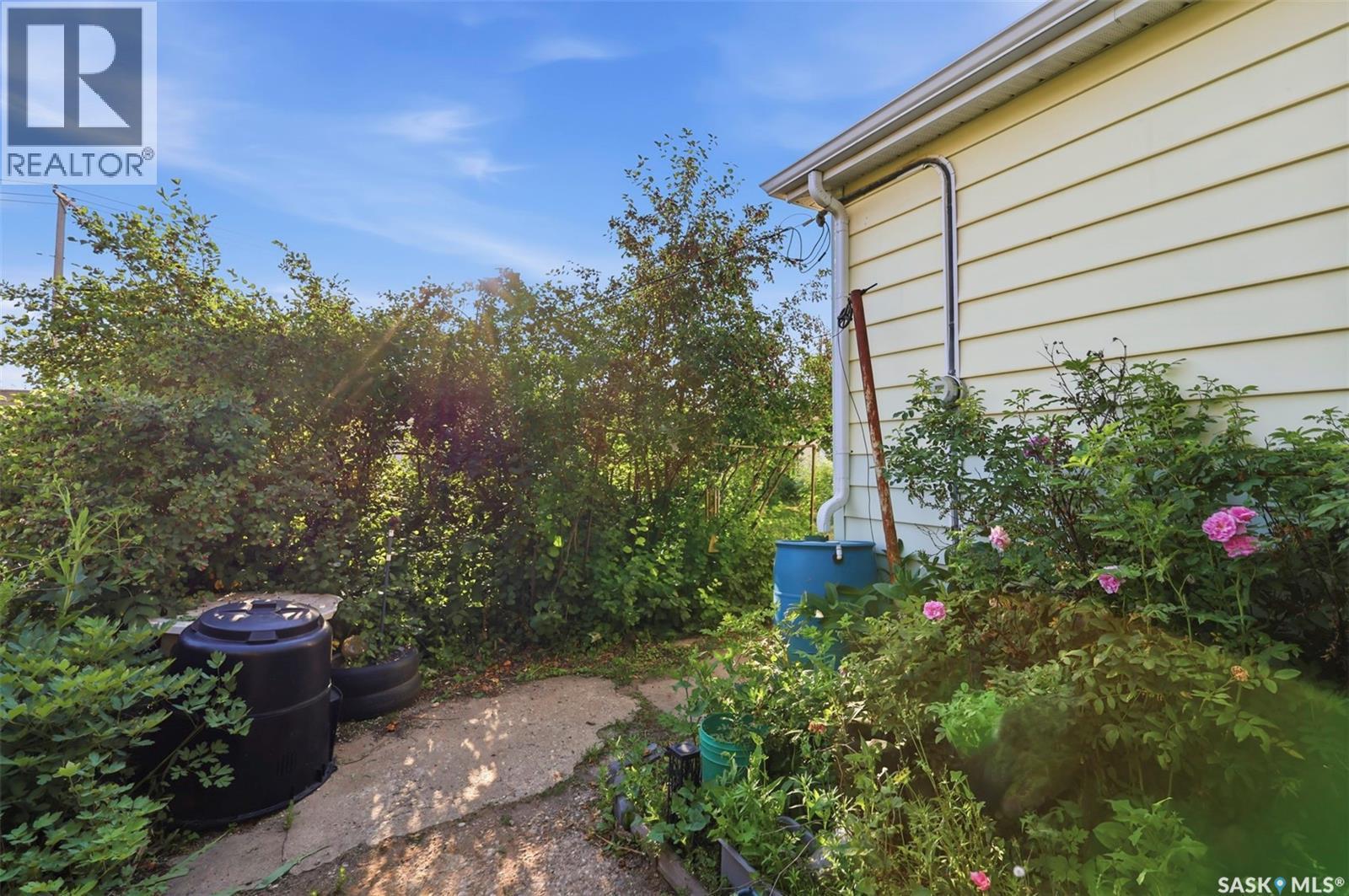 925 O Avenue S, Saskatoon, SK - Outdoor